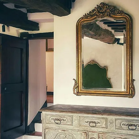 Hébergement de vacances Historic With Panoramic Pool Monte Santa Maria Tiberina