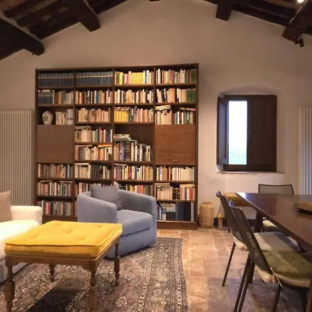 Historic With Panoramic Pool *