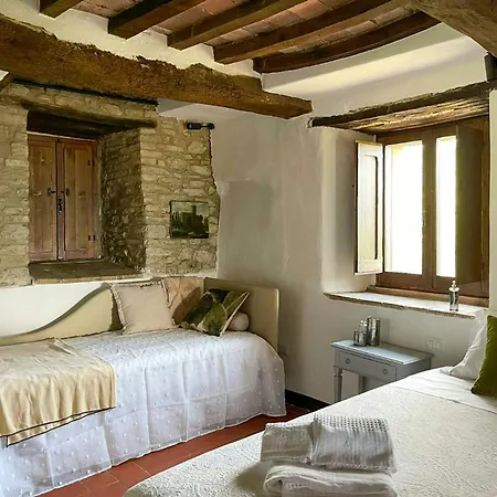 Historic With Panoramic Pool * Monte Santa Maria Tiberina