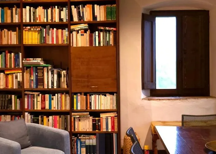 Historic With Panoramic Pool *