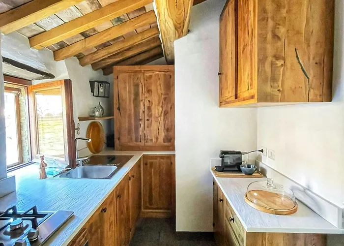 Historic With Panoramic Pool Casa de Férias *